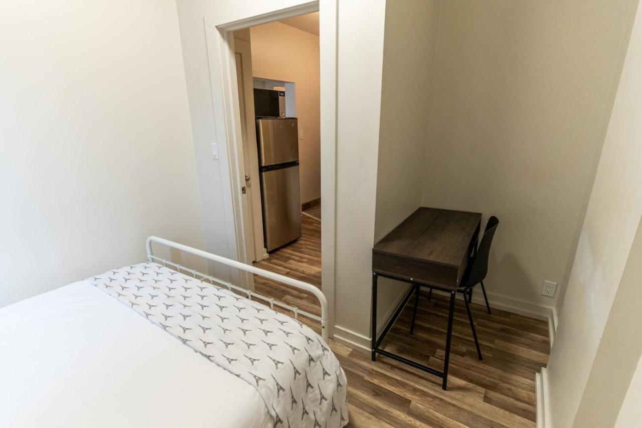 Lovely 2 Level Suite Хамилтън Екстериор снимка